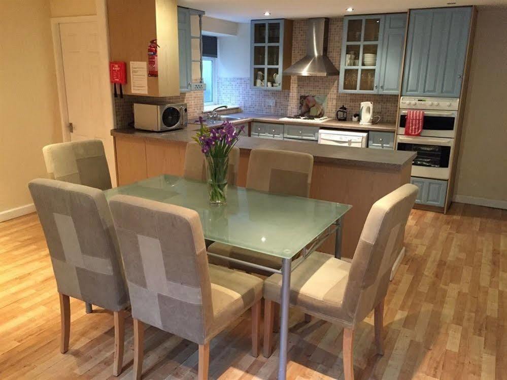 Twelve Apartments Blackpool Kültér fotó