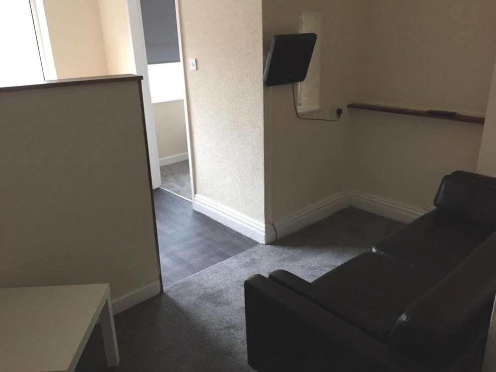 Twelve Apartments Blackpool Kültér fotó