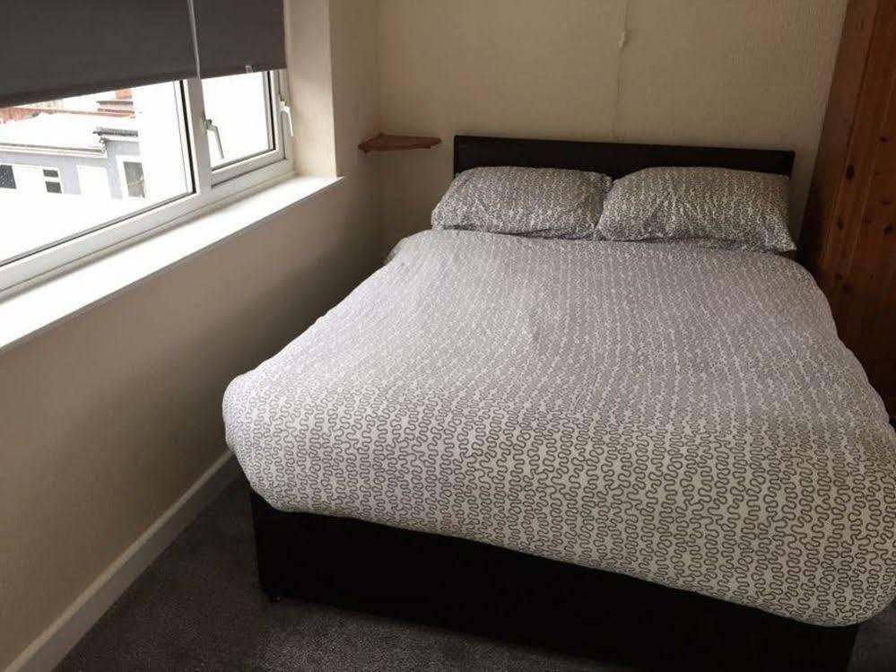 Twelve Apartments Blackpool Kültér fotó