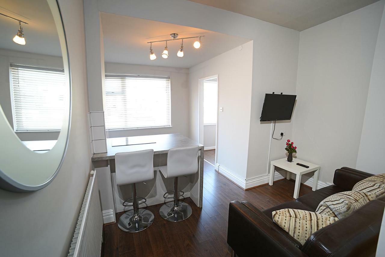 Twelve Apartments Blackpool Kültér fotó